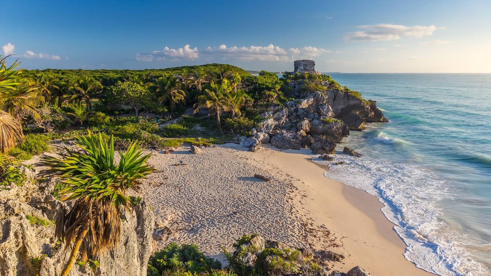 Beste Reisezeit Nordamerika – Traumstrand in Mexiko während der Trockenzeit