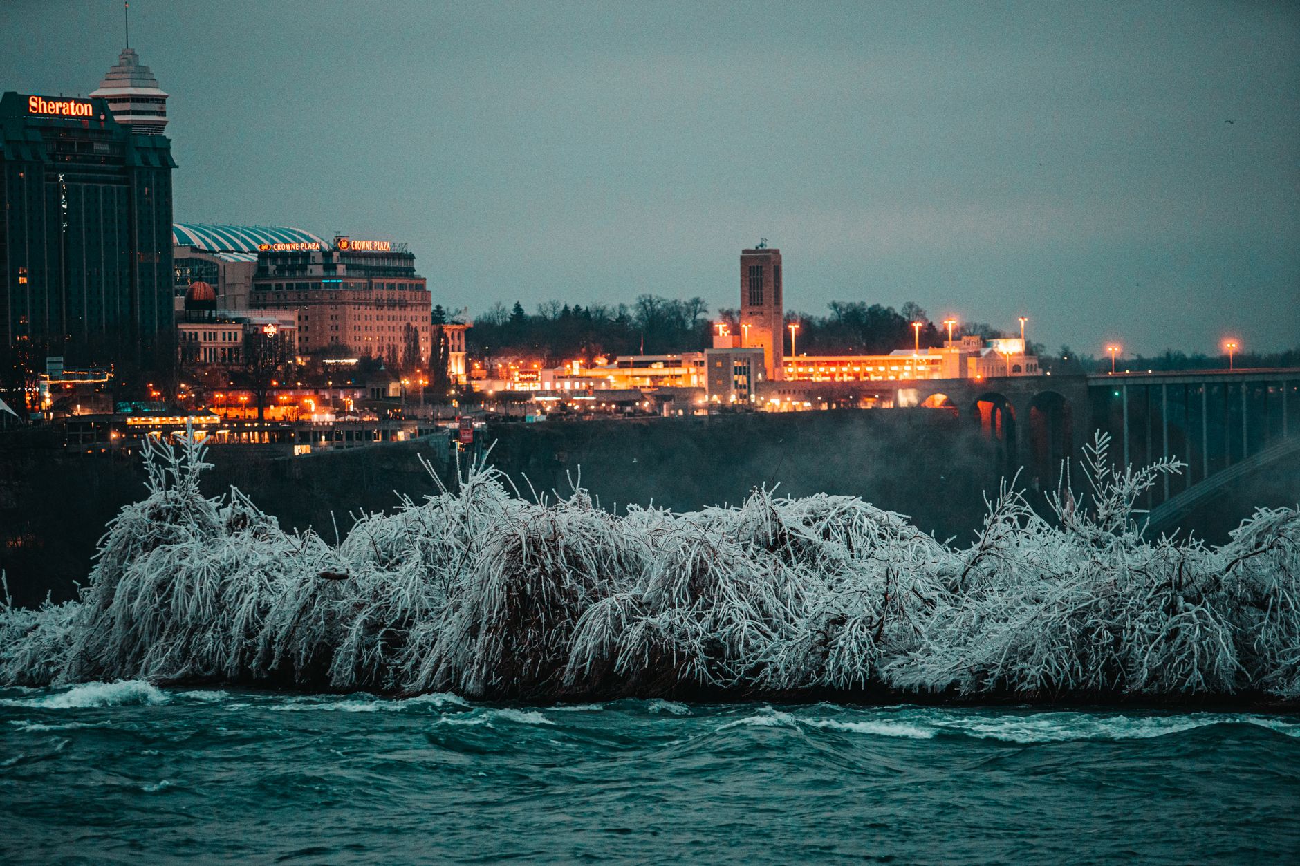 Niagarafälle im Winter: Lohnt sich der Besuch wirklich?